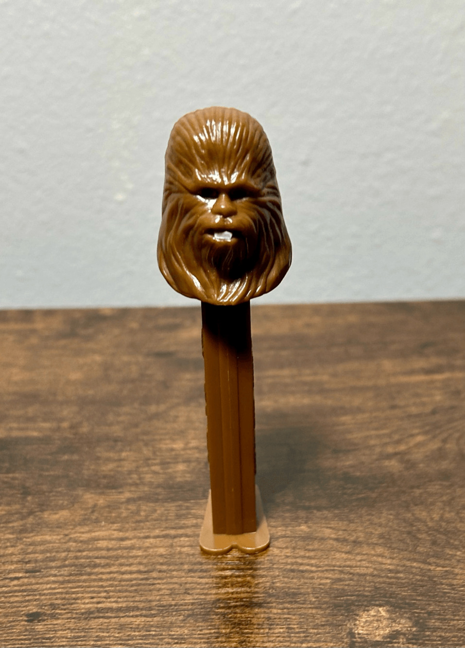 Vintage 1997 PEZ Candy Dispenser Star Wars Chewbacca Made In Slovenia
